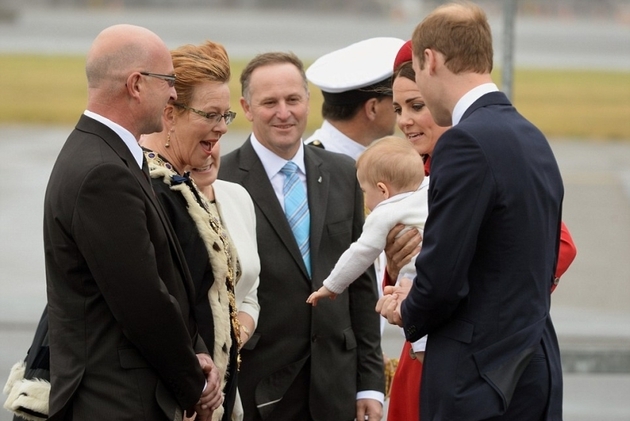 Foto Cum Arată Prinţul George La 8 Luni Prinţul William Kate Si