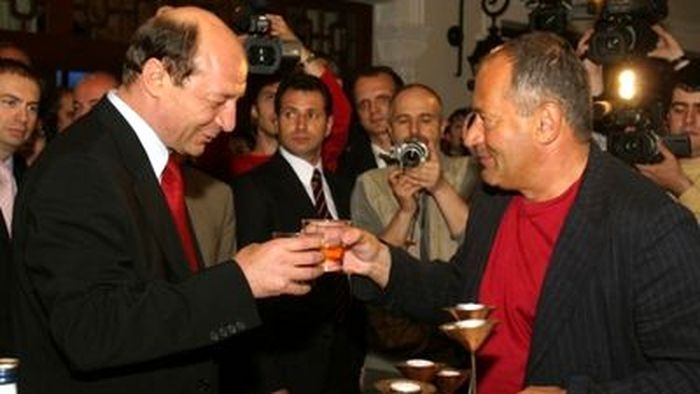 Traian Băsescu a câștigat procesul de calomnie împotriva lui Sorin Roșca Stănescu - Stiri Iasi, anchete, investigatii, interviuri si satira politica