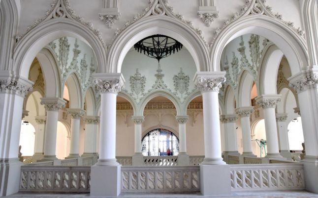 Cât de spectaculos arată Palatul Culturii din Iaşi cu două luni înainte de deschidere. Bijuteria arhitecturală a fost închisă timp de opt ani