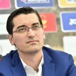 burleanu-are-o-singura-calitate-e-doctor-in-securitate-un-maimutoi-atac-dur-la-adresa-presedintelui-frf_size10.jpg