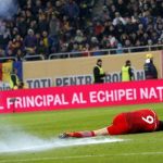 foarte-urat-ce-au-facut-spectatorii-ei-ar-trebui-sa-vina-sa-ne-sprijine-reactia-jucatorilor-nationalei_size10.jpg