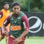 image-2013-02-4-14151874-70-ronaldinho.jpg