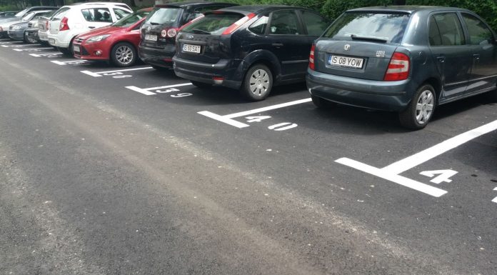 Primăria Iași propune abonamente de 150 de lei pentru parcările rezidențiale. Locurile vor fi marcate cu bordură galbenă