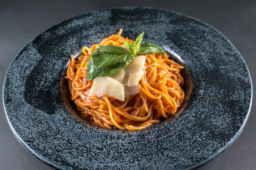 Rigatoni Pasta Bar, secretul pastelor la minut 7est.ro Stiri Iasi