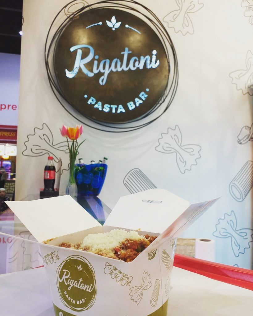 Rigatoni Pasta Bar, secretul pastelor la minut 7est.ro Stiri Iasi