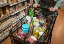 Sindicatele din industria alimentară ameninţă cu proteste: Guvernul Ciolacu 2 îşi începe mandatul cu o mare minciună