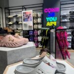 Crocs store 02