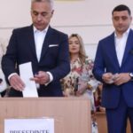 George Simion, umil în spatele gurului Călin Georgescu