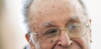 Fostul presedinte Ion Iliescu a murit