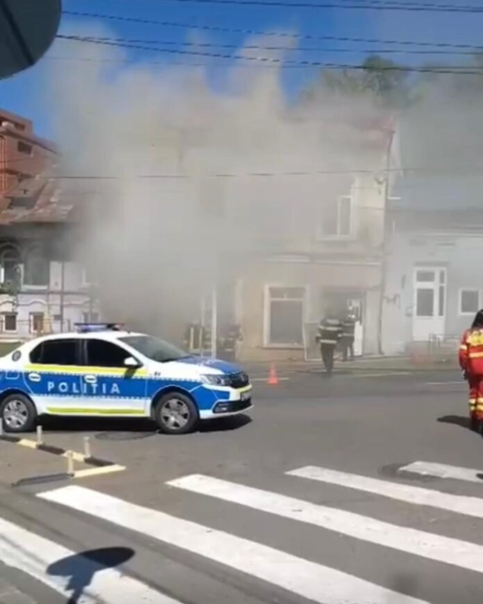 incendiu arcu