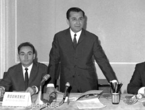 Ion Iliescu tânăr