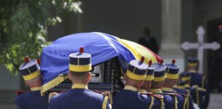 Ion Iliescu este dus pe ultimul drum