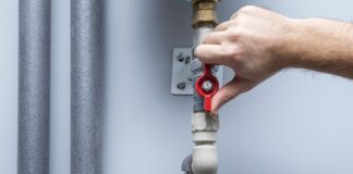 Delgaz Grid oprește gazul joi, 27 noiembrie, pe mai multe străzi din municipiul Iași teava de gaz