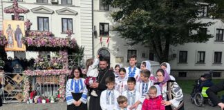 Liviu Popescu, Preot slujitor Parohia Voinești împreună cu familia sa