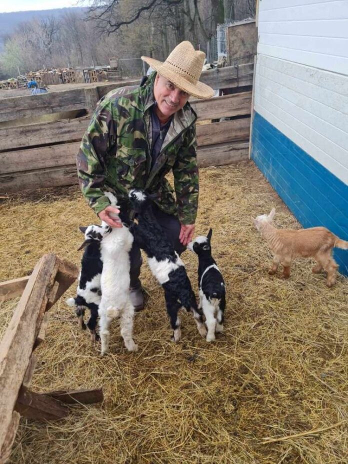 PHOTO-2025-10-23-16-00-47