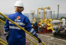 Statul român a strâns atâtea datorii la foștii angajați Petrom că ar mai putea cumpăra un OMV Petrom, la valoarea de acum