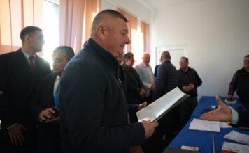 Premieră politică la Iași. PNL și USR susțin același candidat la Primăria Vânători