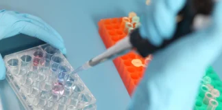 Un donator de spermă cu o mutație genetică gravă, a devenit tată pentru aproape 200 de copii în Europa