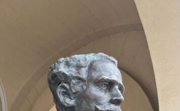 Bustul arhitectului Ion D. Berindei, inaugurat la Palatul Culturii din Iași. Moment special la 155 de ani de la naștere