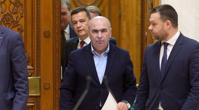 SURSE Grindeanu, în ședința cu liderii PSD: ”Bolojan e userist. L-ați văzut cum era ca peștele în apă la congresul USR?”. Pe 20 aprilie decide dacă mai rămâne la guvernare cu Bolojan