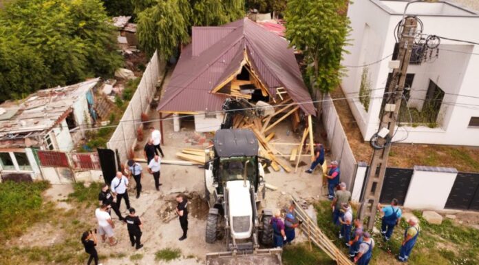 Telenovelă de Bahlui! O nemțoacă reprezentată legal de un antrenor de tenis, acuză o scriitoare că i-a demolat ilegal imobilul din Iași