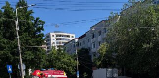 Accident între un autoturism și un tramvai în stația Pădurii. Trafic blocat