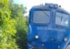 VIDEO Accident feroviar la Tutova între un tren InterRegio și un autotren. Șofer rănit, fără victime în tren