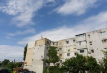 Primăria Iași începe desființarea mansardelor neautorizate: peste 600 de construcții de pe blocuri, verificate
