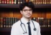 Șase ani de Medicină, aceeași notă: 10. Povestea lui Călin Vameșu, șeful promoției UMF Iași: „Cea mai mare satisfacție nu este nota, ci faptul că am învățat cu adevărat”