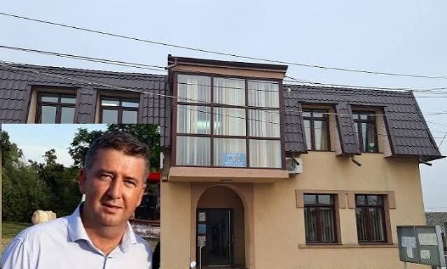 Haos financiar la Primăria Oțeleni! Datorii uriașe, investiții în fals și procese pentru recuperarea prejudiciilor