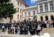 Peste 2.000 de candidați au susținut examenul la UMF Iași. România continuă însă să investească milioane în medici care aleg să profeseze în străinătate