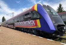 Încă o „Săgeată Albastră” modernizată la Electroputere VFU Pașcani. Automotorul Siemens Desiro AM 2065 revine în circulație