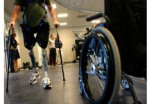 “Miracol” la Iași! Ieșeancă încadrată de stat într-un grad de handicap grav, declarată sănătoasă de același stat și somată să dea înapoi pensia de handicap încasată timp de un an