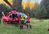 Un turist a căzut 30 de metri de pe o stâncă, sub ochii familiei în Masivul Ceahlău. A fost preluat de elicopterul SMURD