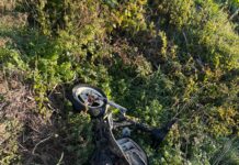 Accident mortal în Butea: un bărbat aflat pe motoscuter și-a pierdut viața. Localnicii reclamă un canal nesemnalizat, lăsat de ani de zile pe carosabil
