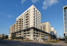 Silk District, falsul lux din reclame și golăniile din spatele ușilor închise. Cumpărătorii reclamă contracte trucate, deficiențe și prețuri ascunse