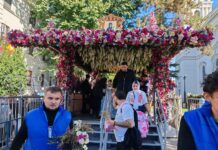 Peste 31.000 de pelerini s-au închinat la Sfânta Parascheva. 106 cazuri medicale, înregistrate la Iași