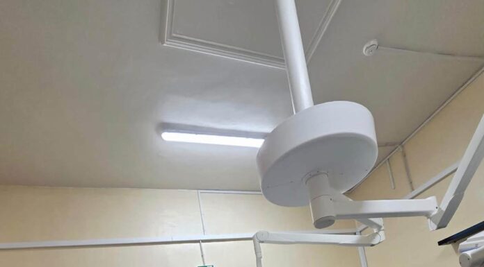 Echipa de la Spitalul de Pneumoftiziologie Iași a intervenit cu succes într-un caz cu risc vital: un pacient a aspirat un fragment de os