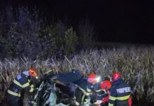 Accident mortal în Iași, la Soci: doi șoferi au murit, iar o autoutilitară încărcată cu piese auto a luat foc